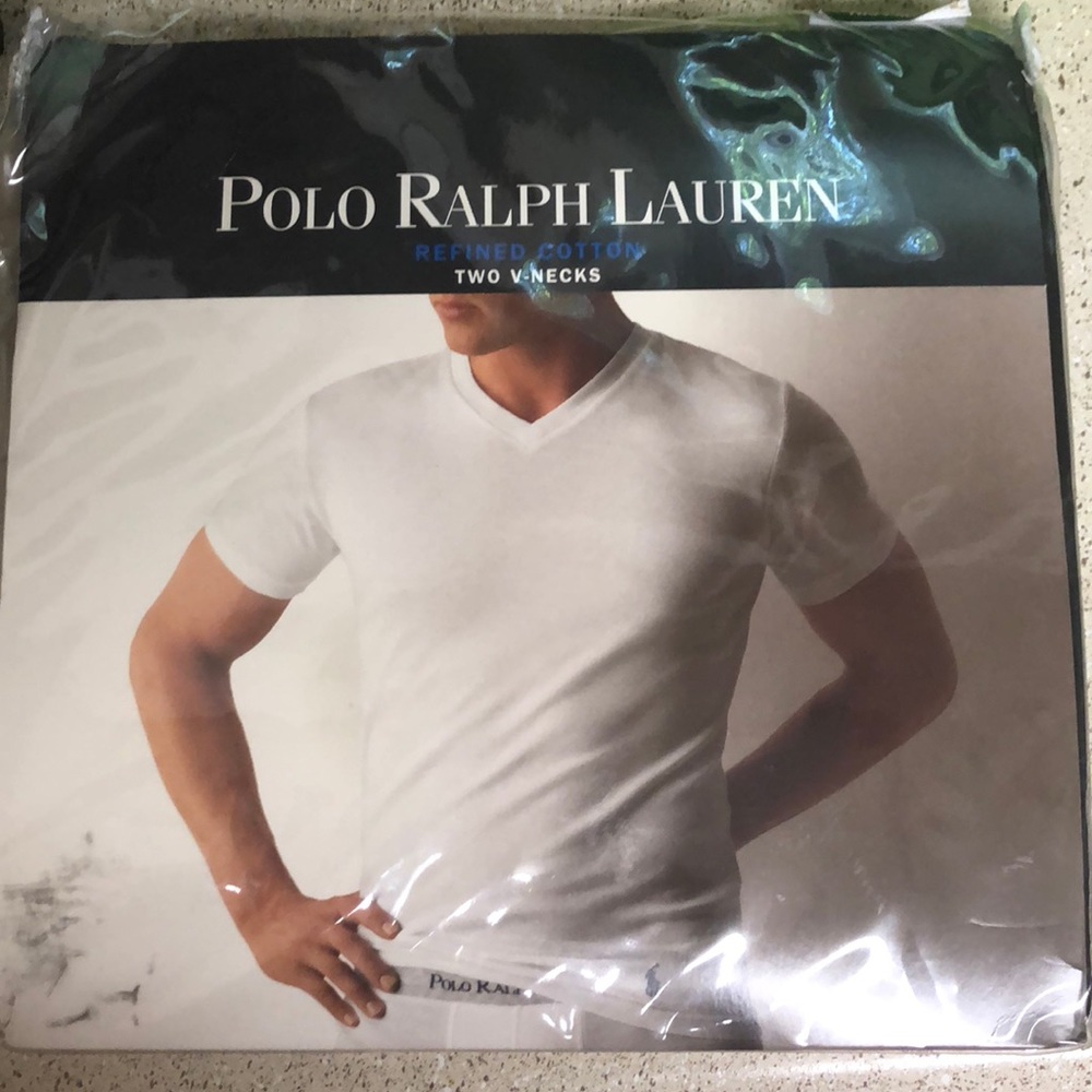 2 Polo Ralph Lauren Refined Cotton V-necks